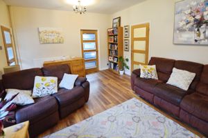 Sitting Room- click for photo gallery